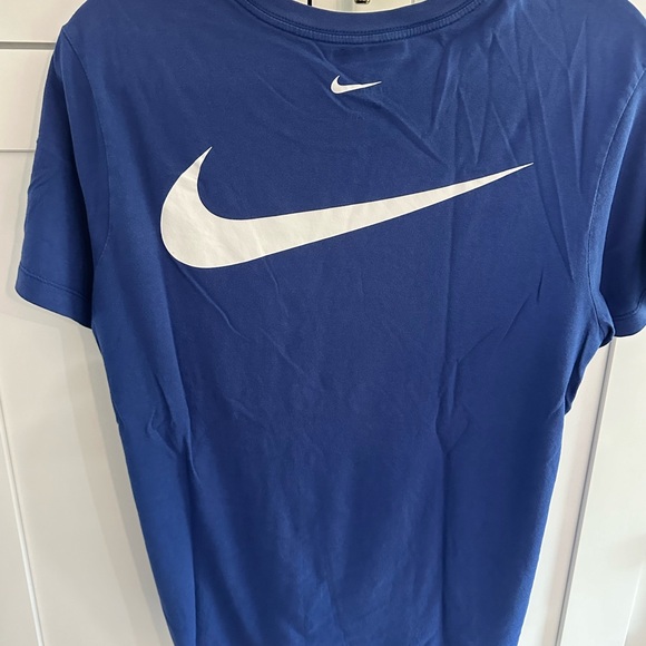 Nike Men’s Tshirt - Picture 2 of 2